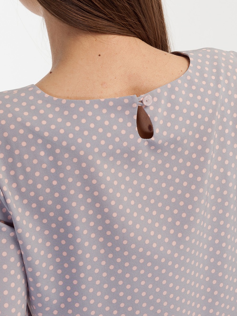 блузка серая